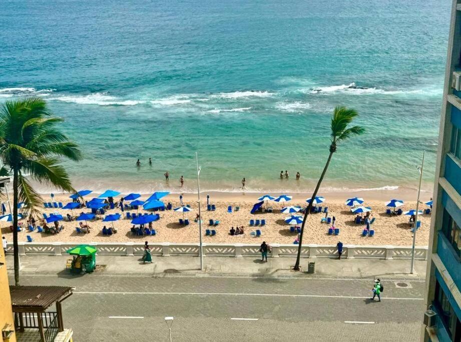 Apartamento Pe Na Areia 3 Quartos Frente Mar Na Barra-circuito Carnaval Salvador
